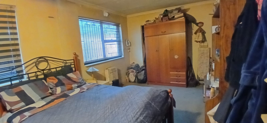 4 Bedroom Property for Sale in Strandfontein Village Western Cape